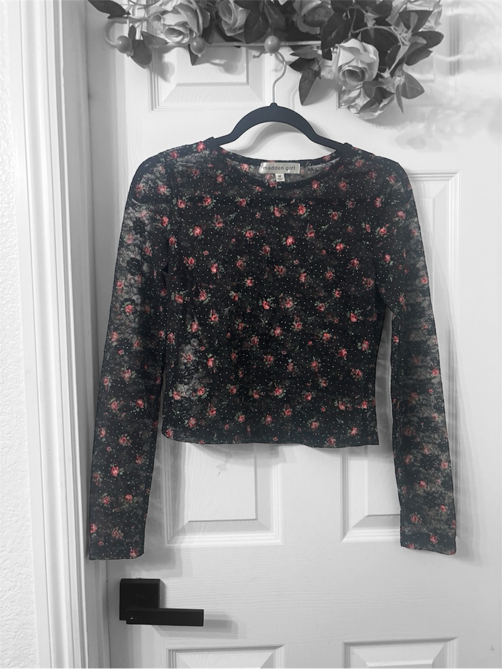 Madden Girl Black Sheer Long-Sleeve Floral Mesh Top